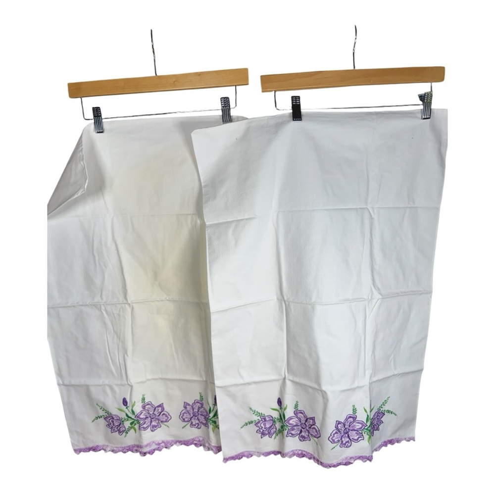 Floral Embroidered Pillowcases Set